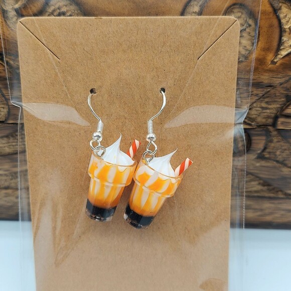 3D Milkshake Earrings - Picture 1 of 2
